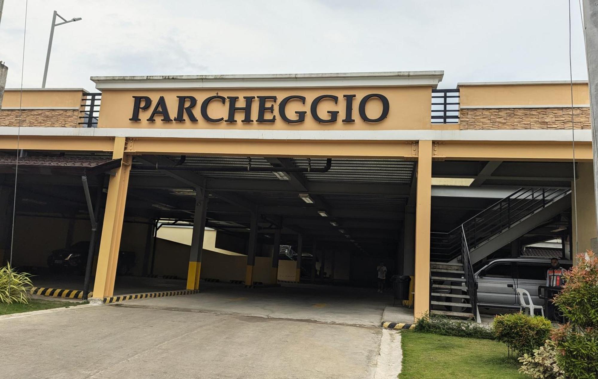 Reicondotel Arezzo Davao Exterior foto